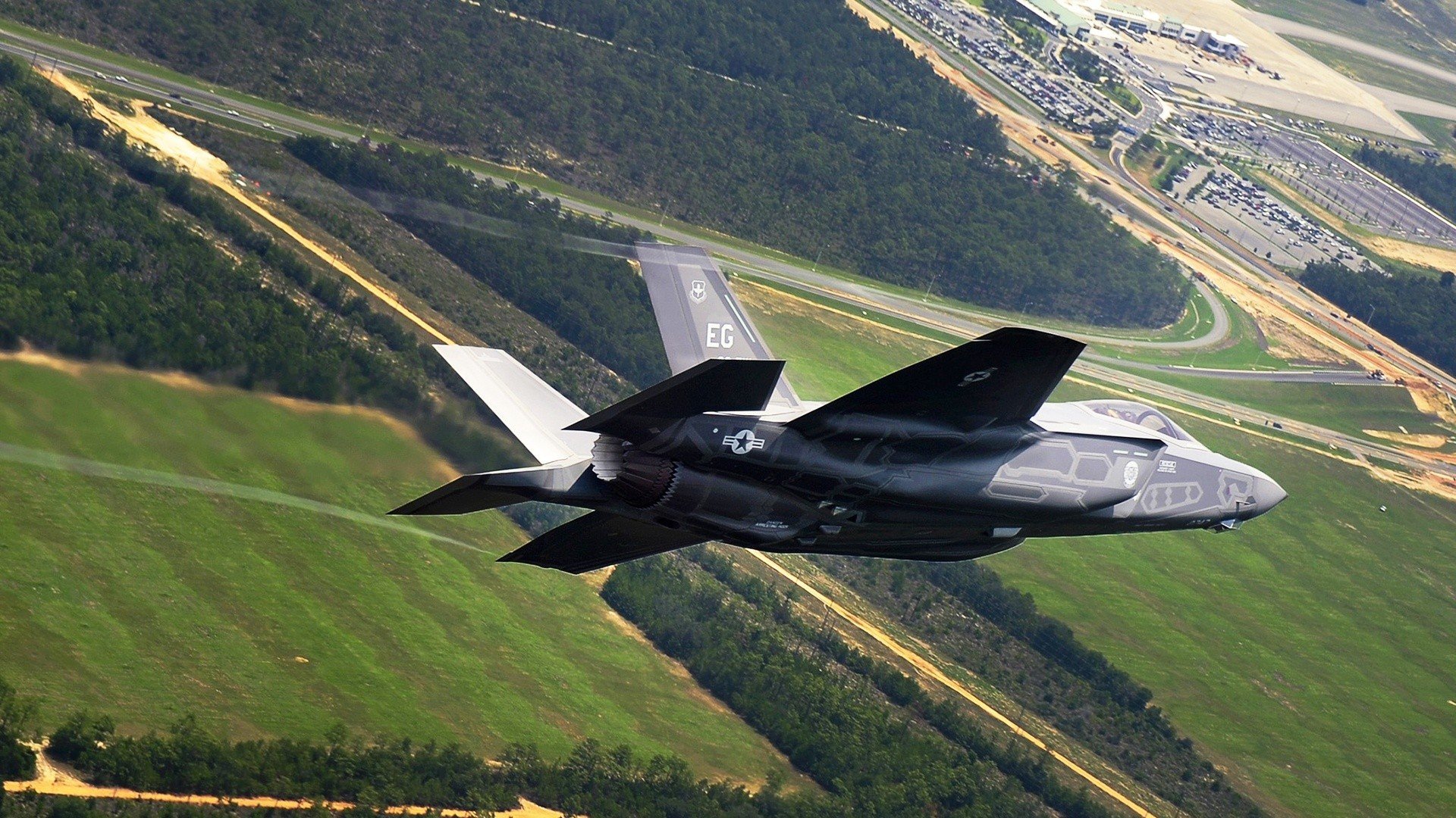 艾比·德尔福:以强硬防守和精准传球稳固南非队后场,艾比利德尔