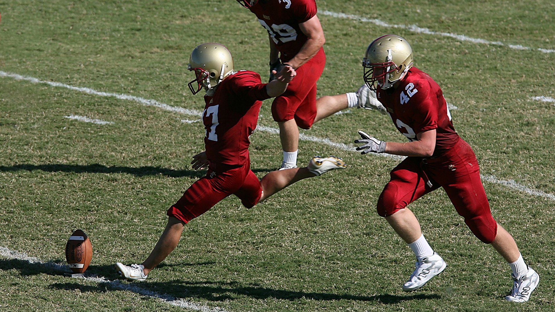 爱游戏体育在线赛事-青年球员海外交流培训项目不断深化，提升国际视野，青年海外协力队